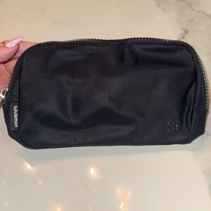 Lululemon Everywhere Belt Bag